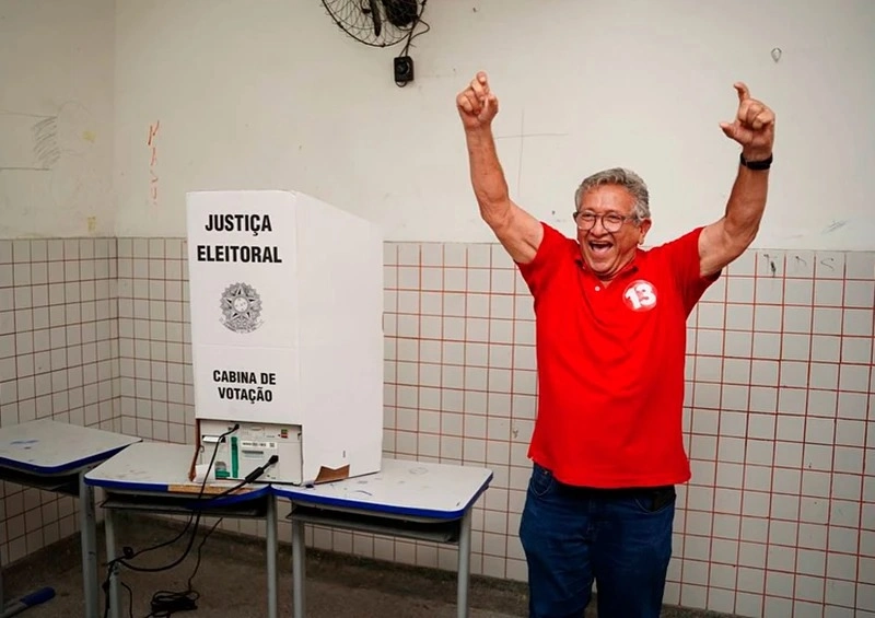 Luiz Caetano (PT) vence eleição e é eleito prefeito de Camaçari pela quarta vez