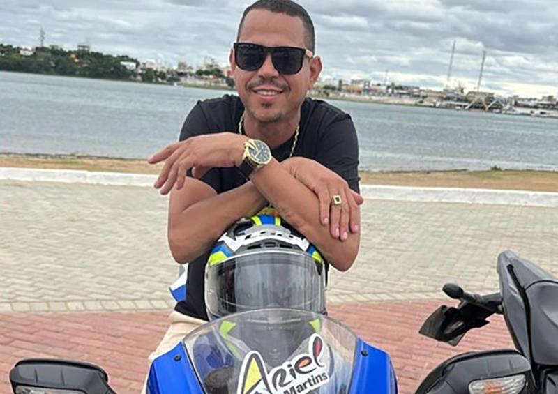 Vereador mais votado de cidade da Bahia morre em acidente de moto