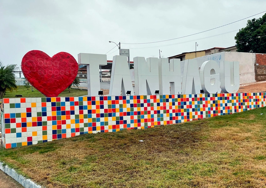 Foragido da Justiça é capturado pela Polícia Militar no centro de Tanhaçu