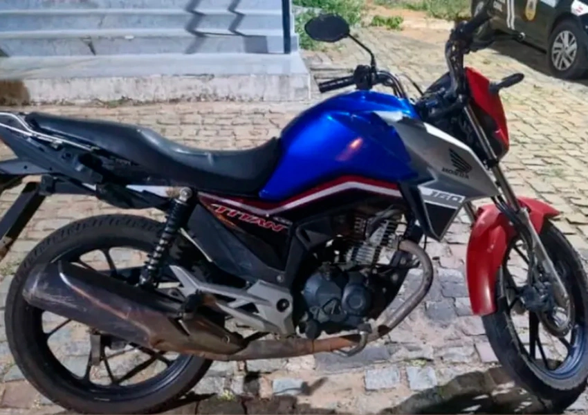 Motocicleta com restrição de furto é recuperada pela CIPE Sudoeste em Igaporã