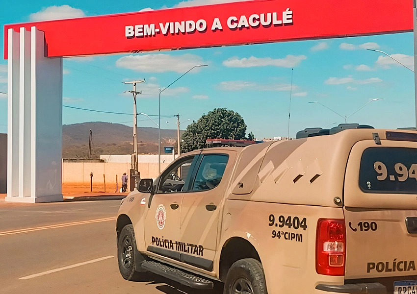 Policiais militares salvam homem engasgado durante almoço em restaurante de Caculé