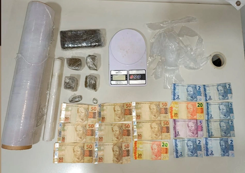 Dupla é presa por tráfico de drogas durante operação policial em Serra do Ramalho