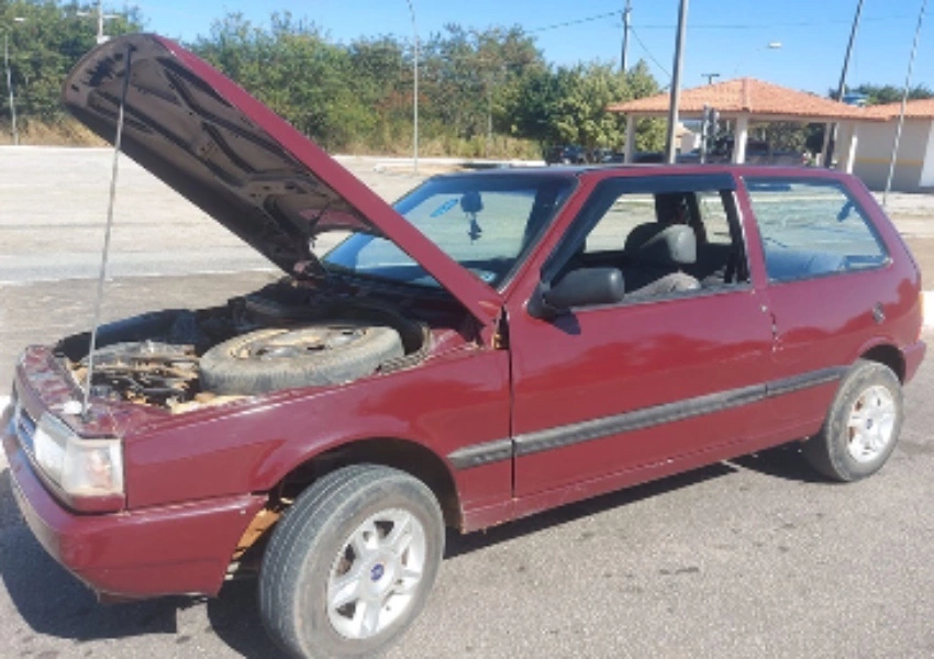 Veículo com motor adulterado e registro de furto é apreendido pela CIPRv na BA-262 em Vitória da Conquista