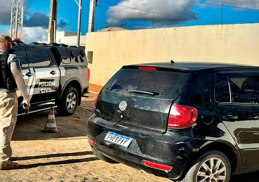 Carro com sinais identificadores adulterados é apreendido pela Polícia Civil em Poções