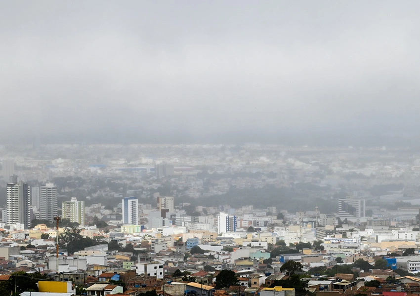 Frio intenso marca madrugada de quarta-feira (22) e mantém Vitória da Conquista como cidade mais gelada da Bahia