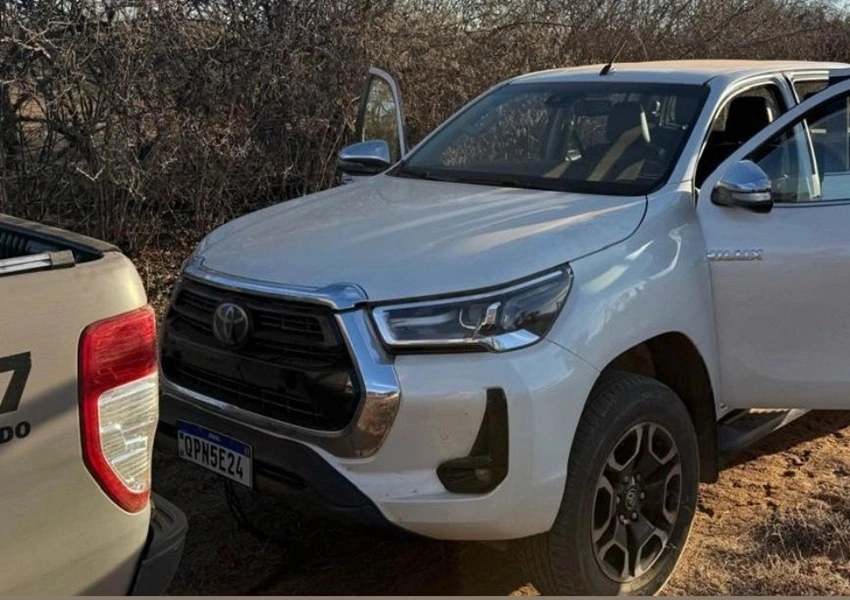 Polícia recupera veículo roubado no povoado de Tabuleiro em Livramento de Nossa Senhora