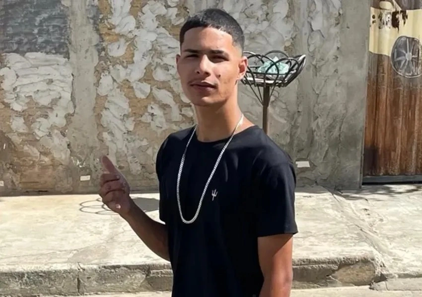 Jovem de 20 anos morre após colidir moto contra poste na zona sul de Vitória da Conquista