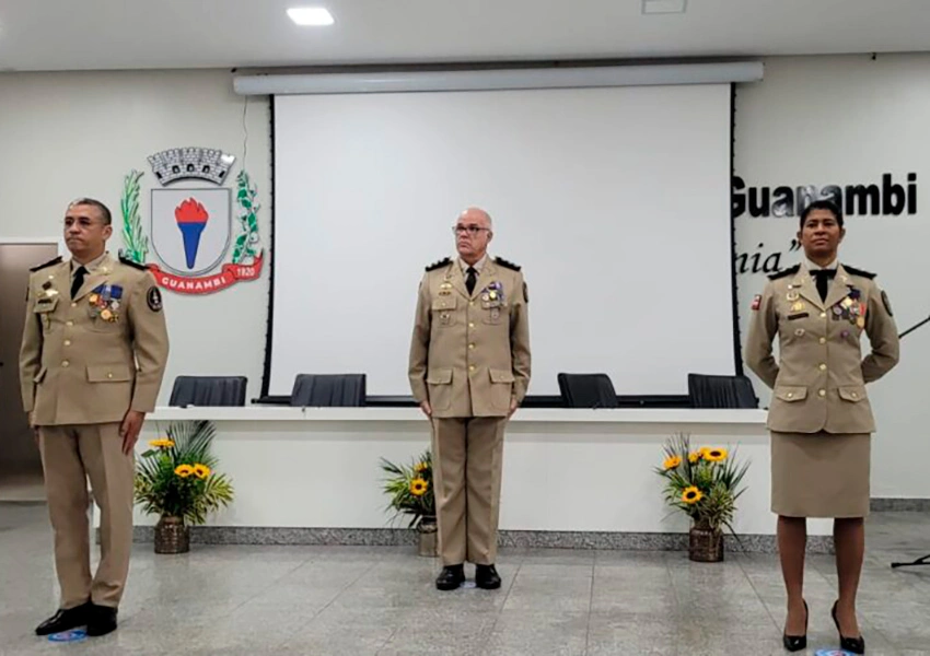 Tenente-coronel Gilmara Coutinho é a primeira mulher a assumir o comando do 17º BPM em Guanambi