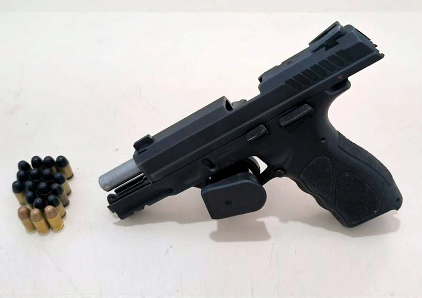 Motorista foge de blitz no Jardim Guanabara em Vitória da Conquista abandona pistola .380 e é detido durante a Operação Harpia