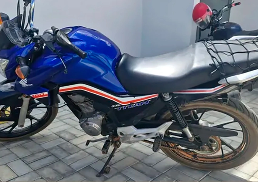  Polícia Rodoviária apreende veículo com restrição de roubo durante fiscalização em Anagé