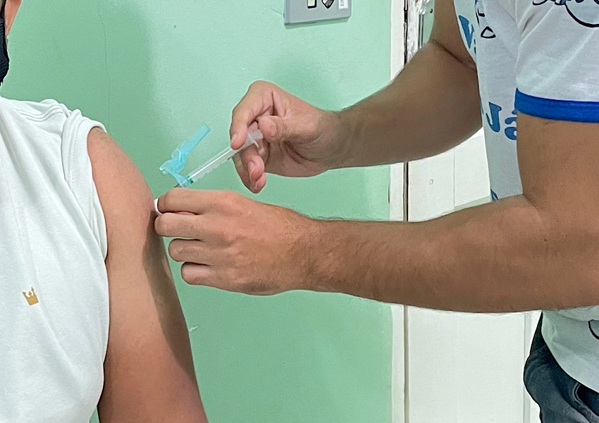 Mortes por gripe quadruplicam na Bahia e vacinação não passa de 40%