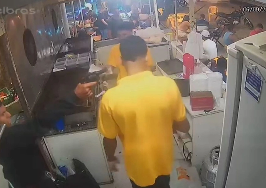 Jovem é morto a tiros enquanto trabalhava em lanchonete na Bahia
