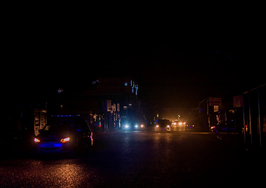 Falha no sistema nacional deixou 16% da Bahia sem energia, segundo Coelba