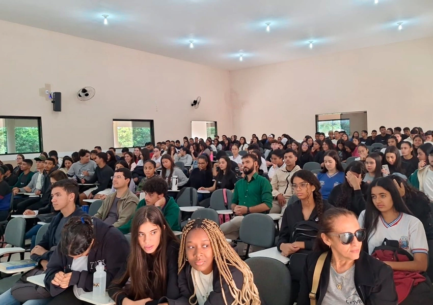 Colégio João Vilas Boas promove II Simpósio sobre Memória e Ditadura em Livramento