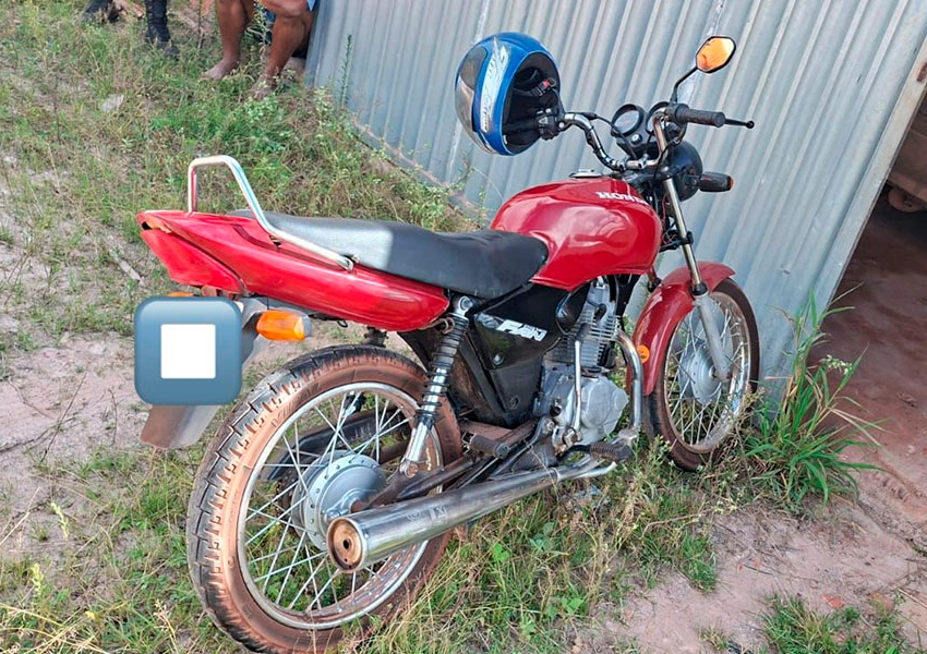 Homem em surto é contido pela PM e motocicleta furtada é recuperada em Ituaçu