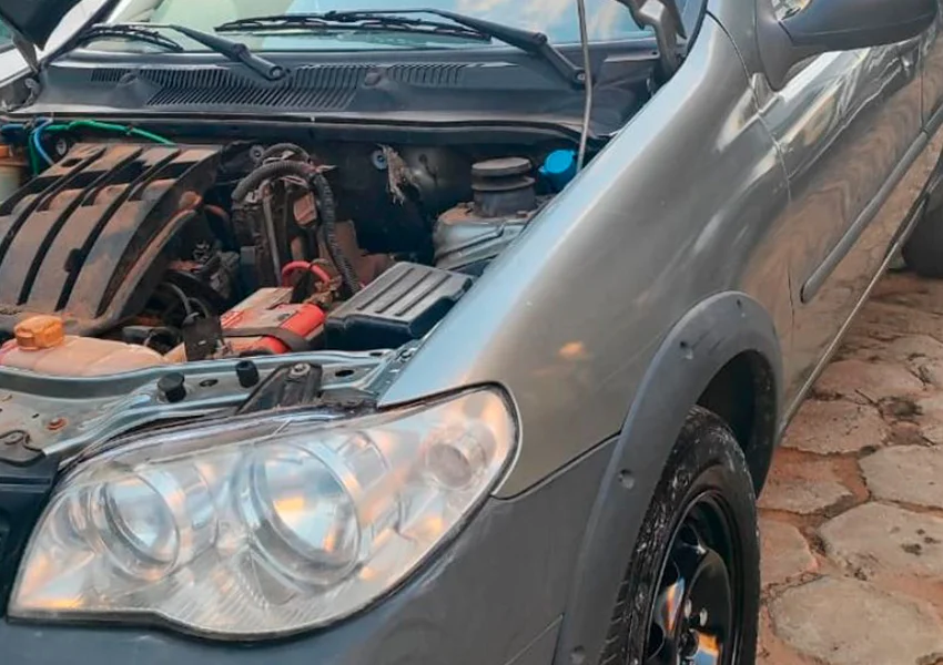 Veículo com sinais de adulteração é apreendido pela PM em Livramento de Nossa Senhora