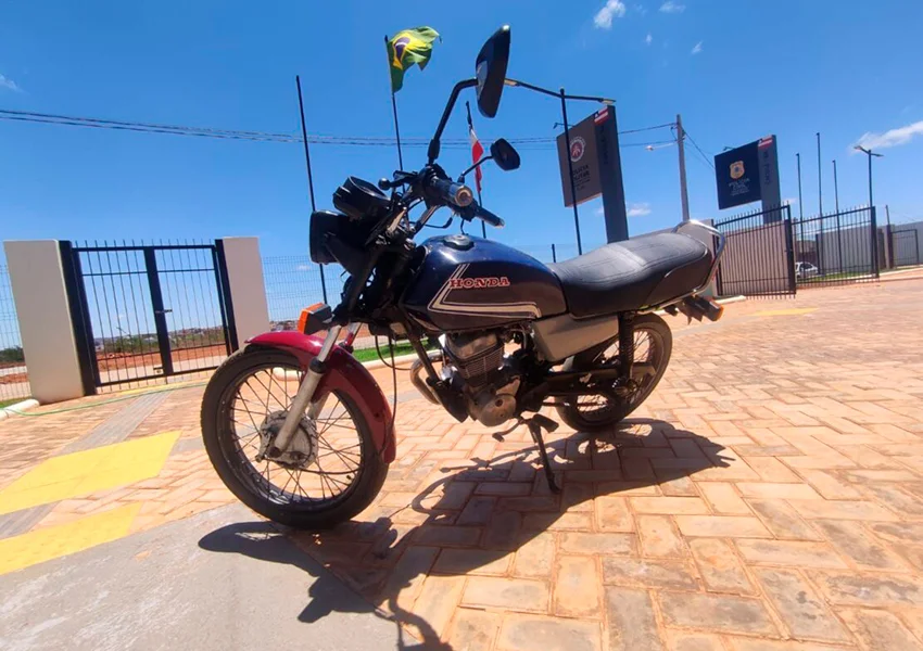 Moto com restrição de furto é apreendida após flagrante de adulteração em Caculé