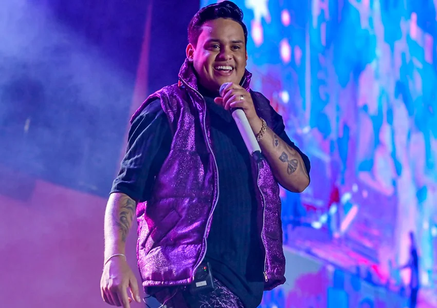 Thiago Aquino é confirmado no Réveillon do Amor 2025/2026 em Livramento de Nossa Senhora