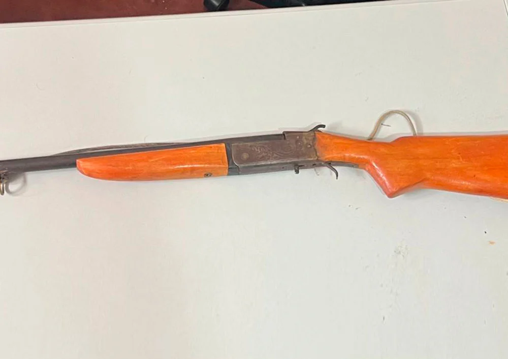 PM apreende espingarda durante rondas contra caça ilegal na zona rural de Ibitiara