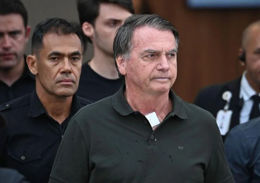 Bolsonaro é transferido para Papudinha por determinação de Moraes