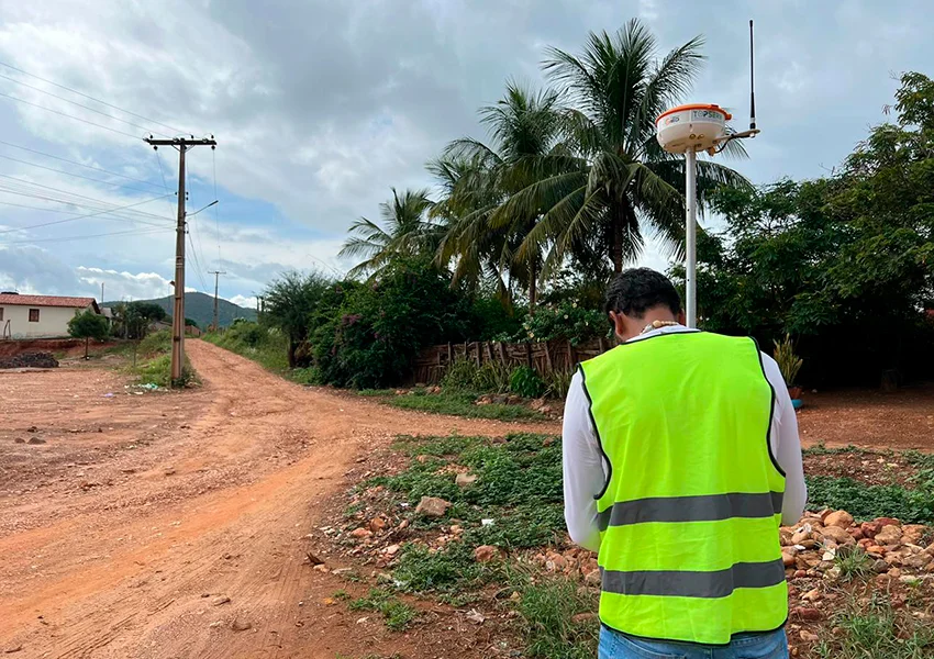 Livramento: Serviço de topografia é iniciado na comunidade da Varzinha para futura pavimentação asfáltica