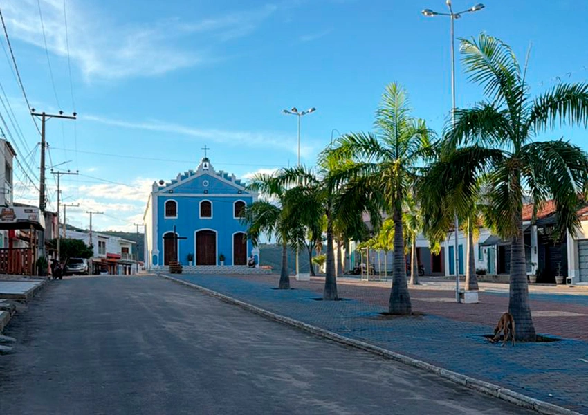 Homem é encontrado morto e adolescente é apreendido por suspeita de homicídio em Ituaçu