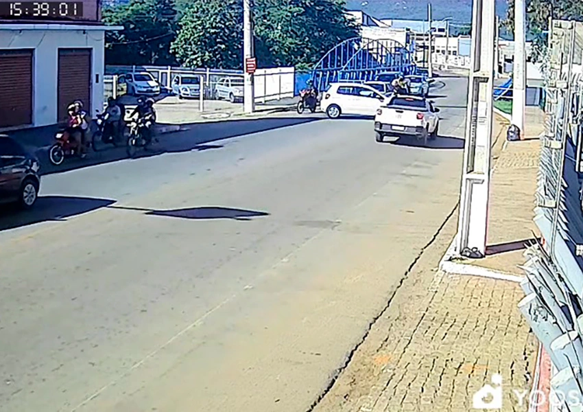 Carro e moto colidem próximo da ponte no Taquari e registram segundo acidente no local em menos de um mês