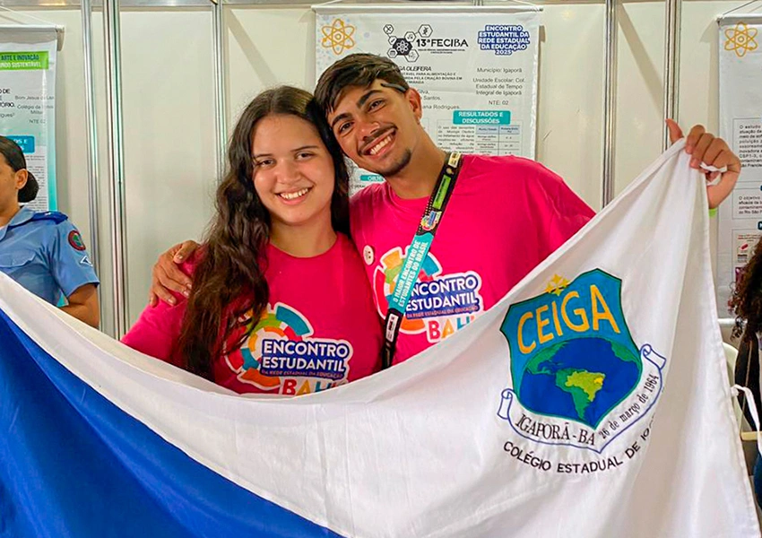 Estudantes de Igaporã criam suplemento alimentar para gado à base de moringa para combater seca