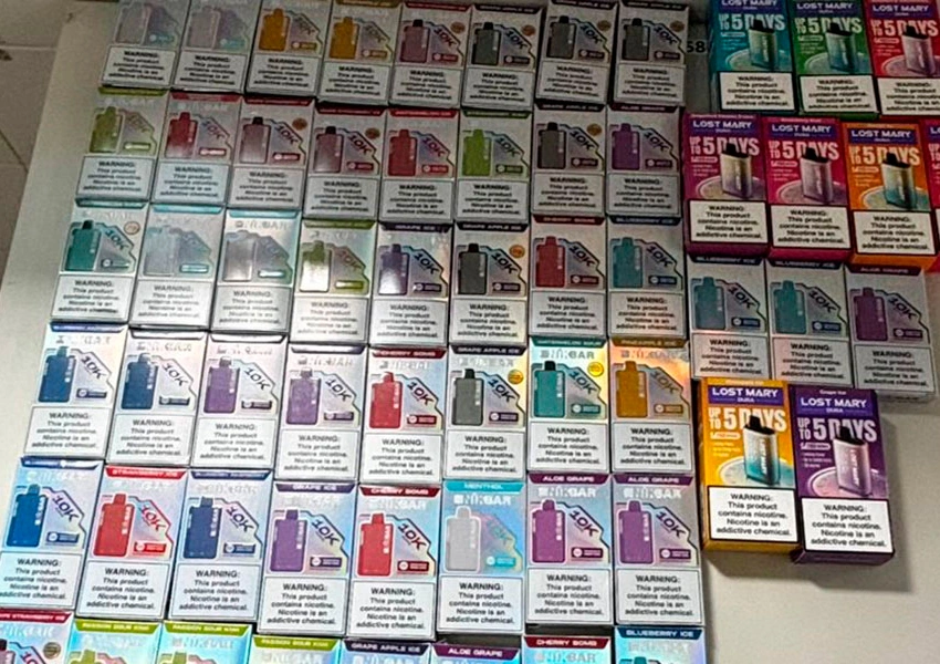 Polícia apreende cigarros eletrônicos em ônibus durante fiscalização em Guanambi