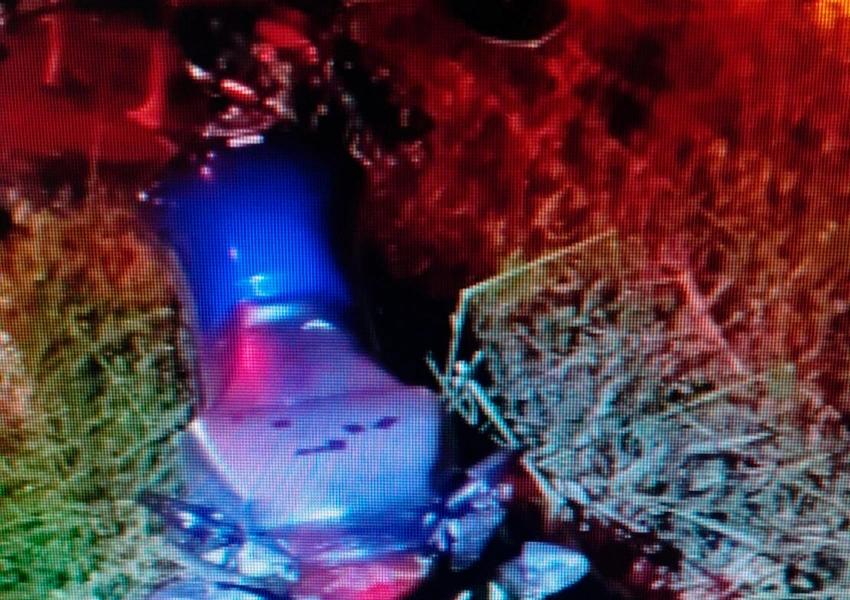 Moto colide em pá carregadeira e deixa casal gravemente ferido em Guanambi