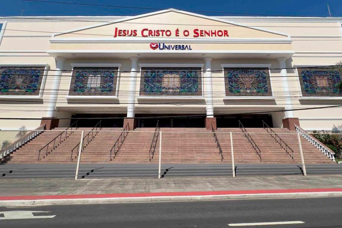 Justiça condena Igreja Universal a devolver R$ 33 mil doados por aposentada com autismo