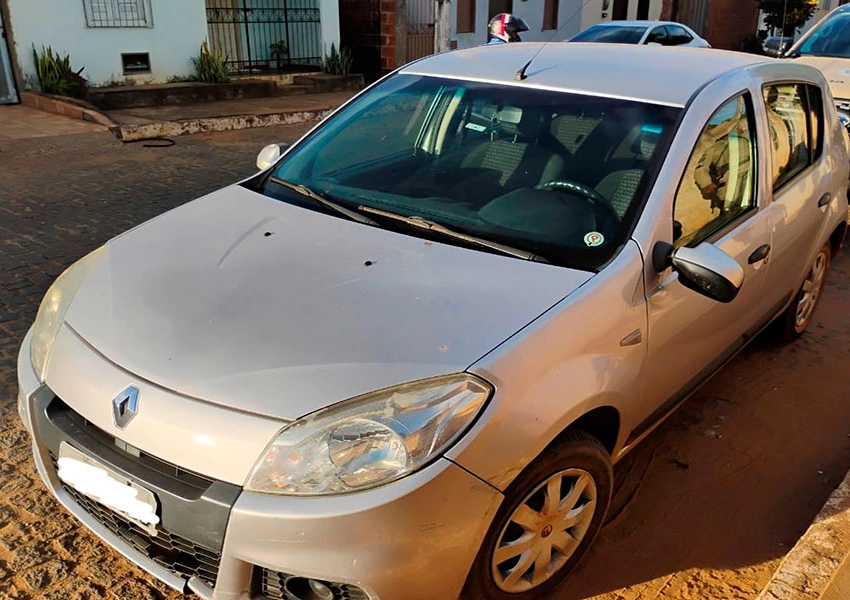 Polícia Rodoviária apreende veículo com restrição de furto durante fiscalização em Caculé