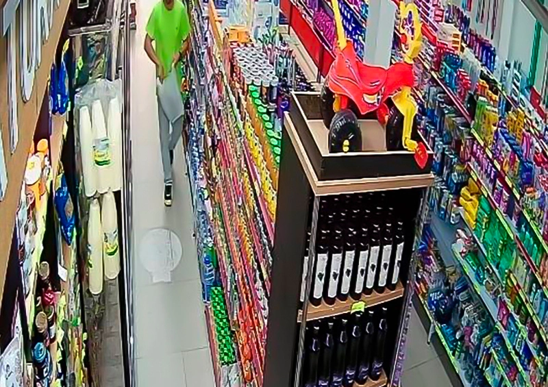 Homem é detido por furto em supermercado no centro de Livramento de Nossa Senhora