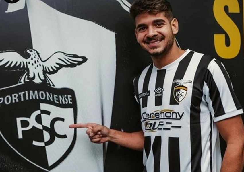 João Neto, natural de Livramento de Nossa Senhora é apresentado ao Portimonense de Portugal